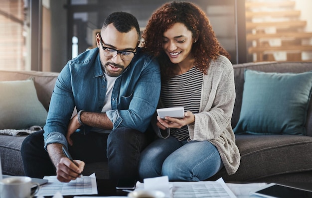 Curso de educação financeira com gráficos de planejamento orçamentário